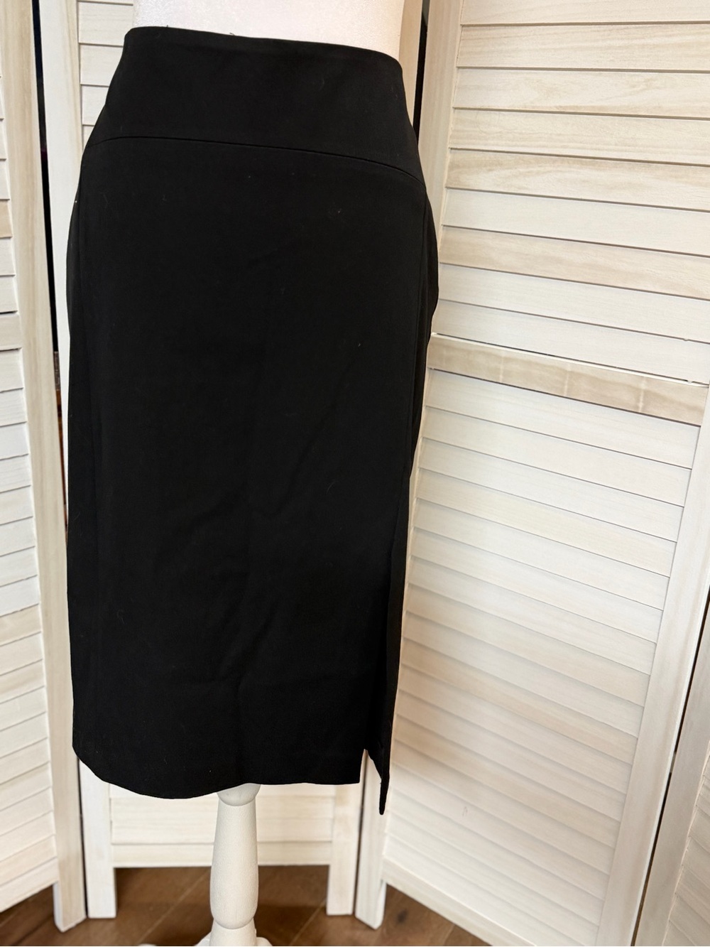New York & Company Black Pencil Midi Skirt Sz 10 NWOT